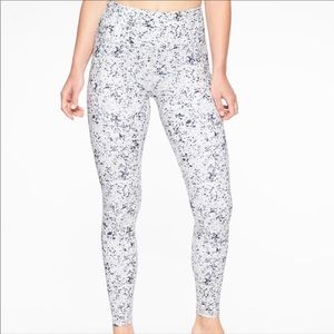 Athleta Stash Pocket Salutation Tight- Sandstone